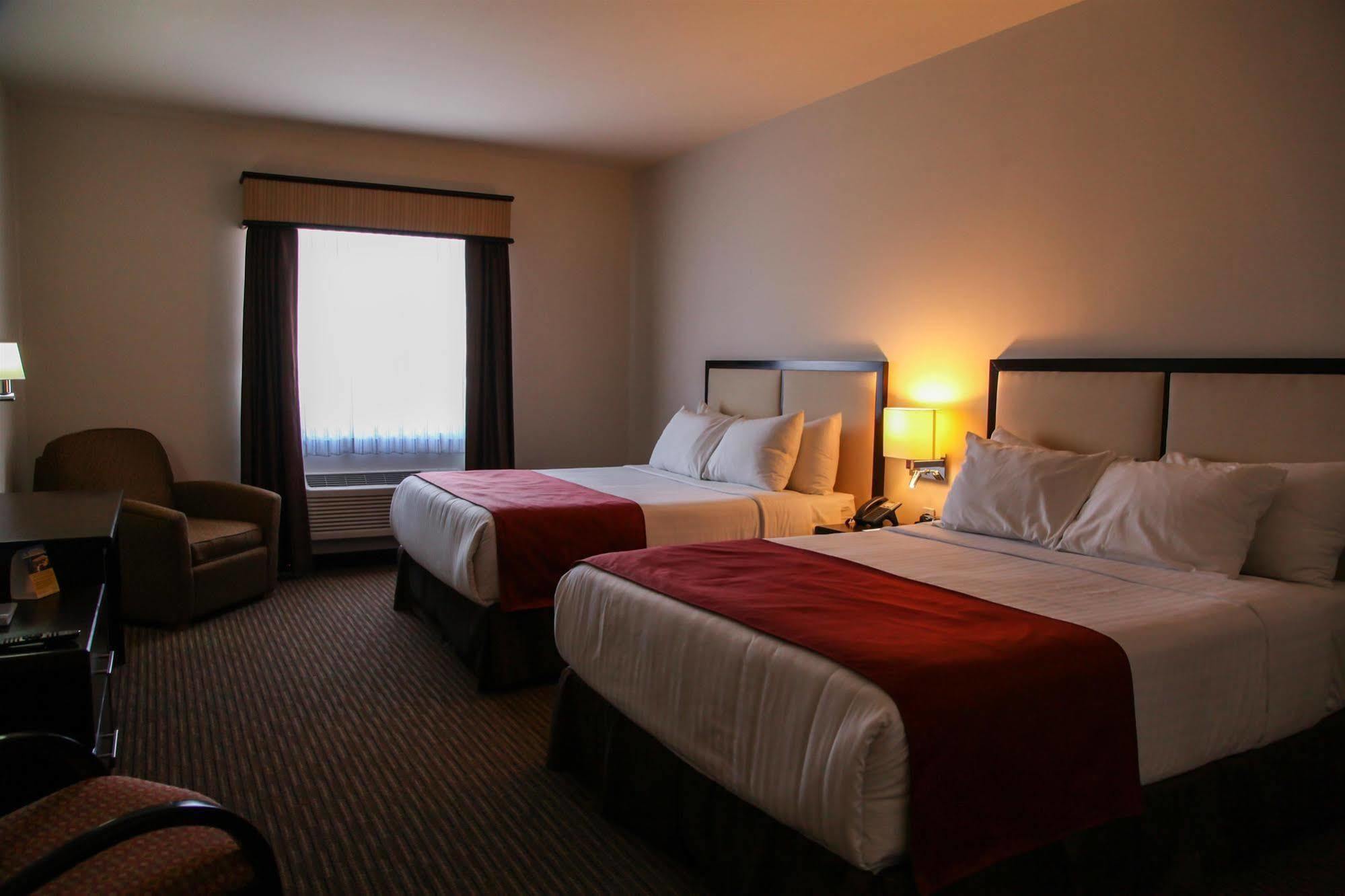 Best Western Plus La Mina Parral Номер фото